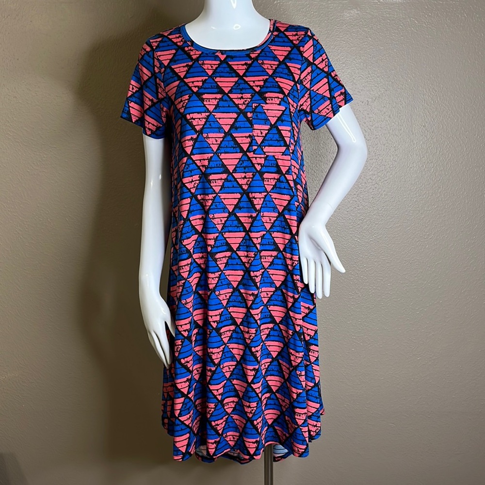 -NWOT- LulaRoe Carly Geometric Print Dress